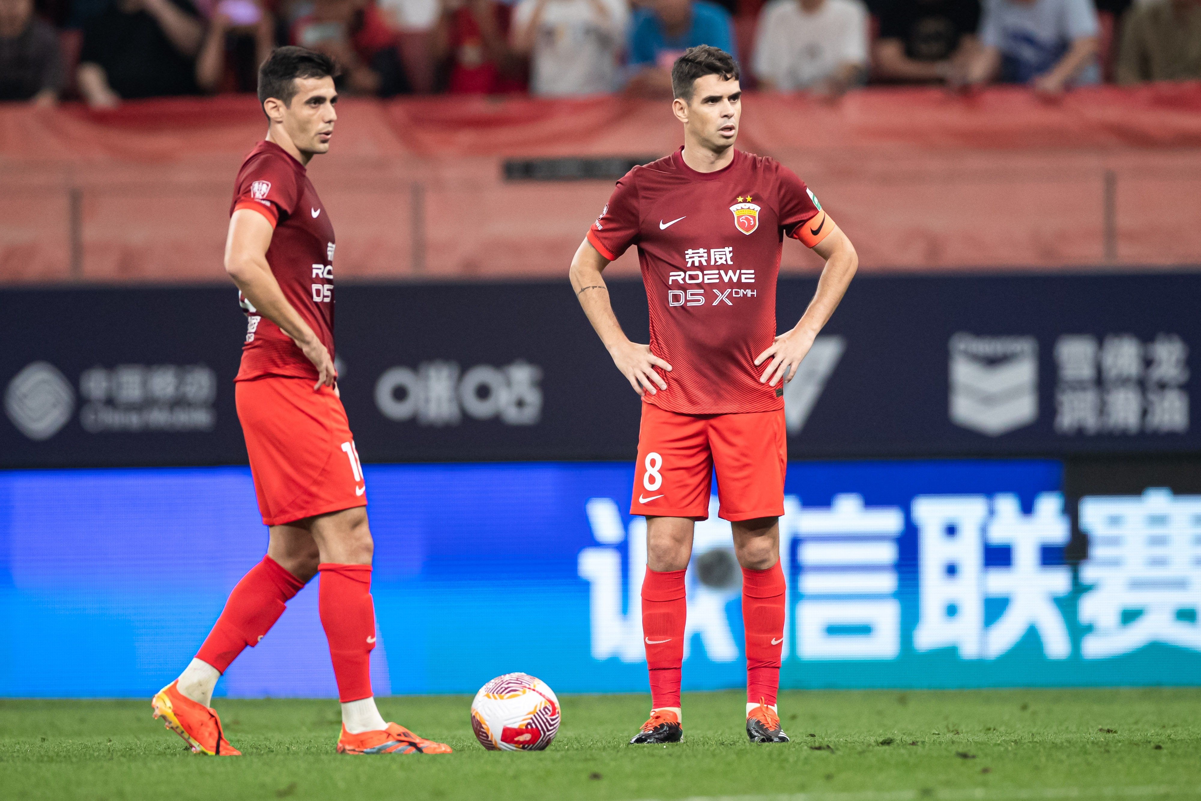 转会期山东男篮备战德国杯，复出首秀细节曝光，气氛紧张，年轻球员得到机会(唯一打败蓝军的红军部队)